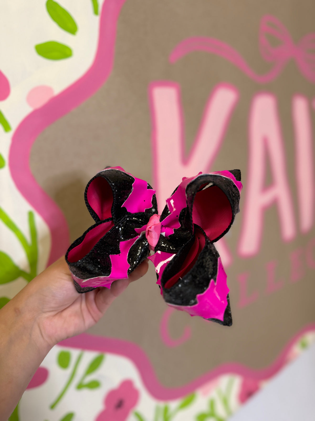 5” Pink Bats & Black Glitter