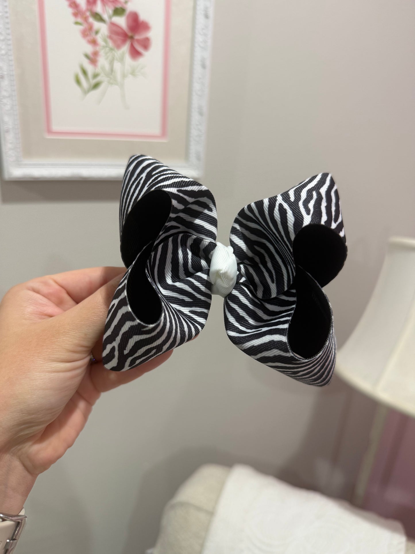 4” Clip Zebra