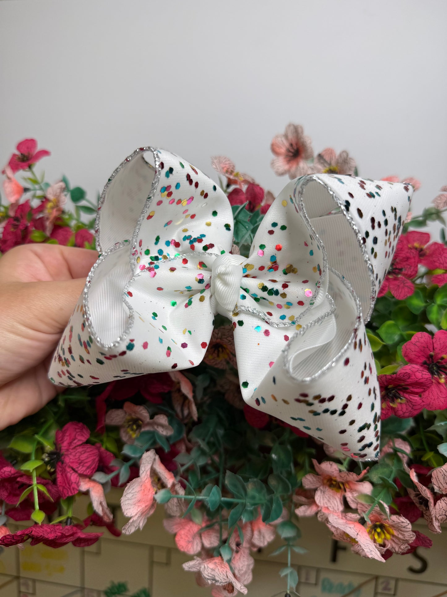 5” Clip | White Confetti