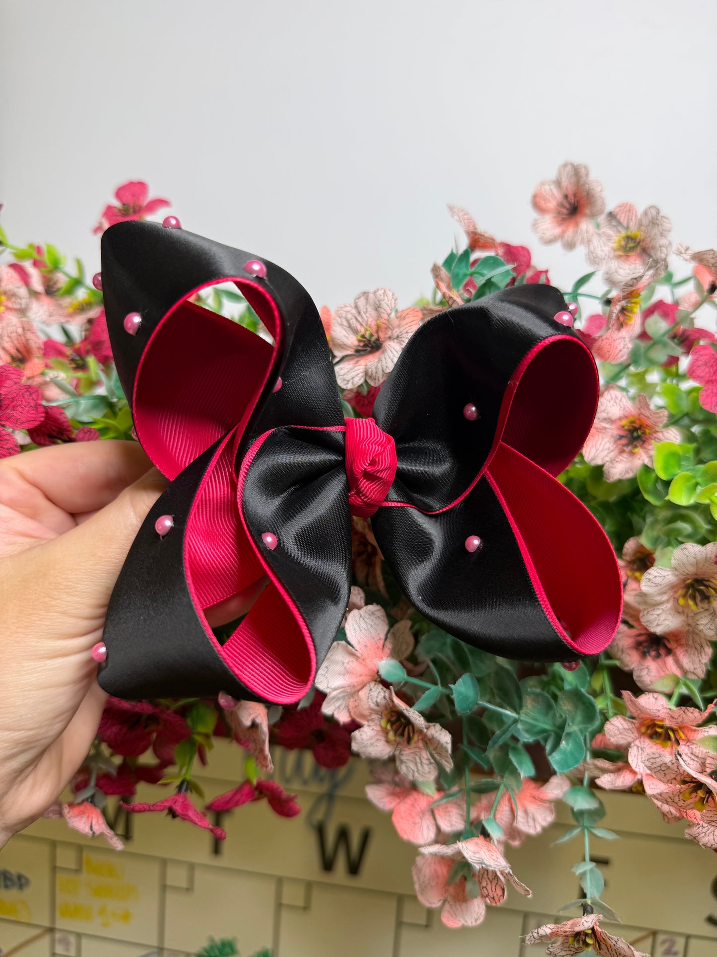 5” Clip | Black Satin w Hot Pink